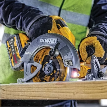 Sierra Circular FLEXVOLT de 7-1/4" (184mm) Inalámbrica de 60V KIT